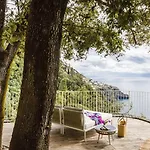Piccolo Sant'andrea 5*