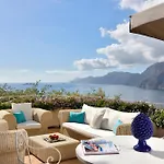 Piccolo Sant'andrea Hotel 5*