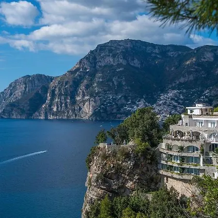 Szálloda Piccolo Sant'andrea 5*