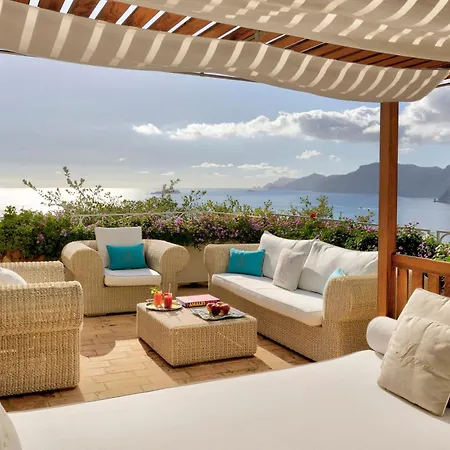 Piccolo Sant'andrea Praiano