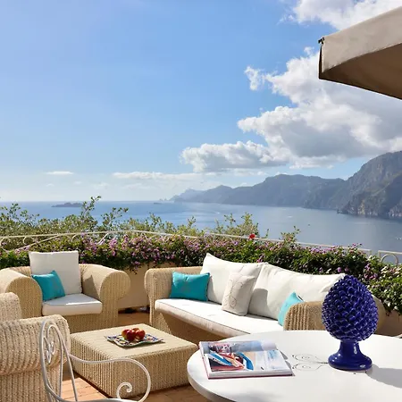 Piccolo Sant'andrea Hotel 5*