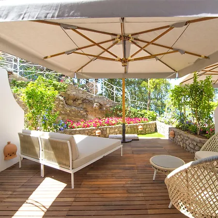 Hotel Piccolo Sant'andrea 5*