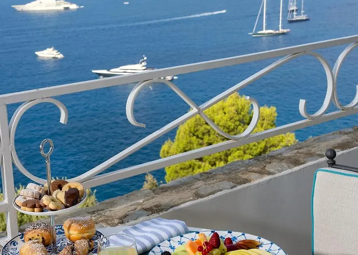 Hotel Piccolo Sant'andrea 5*