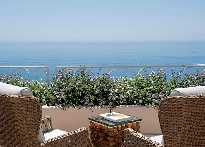 Piccolo Sant'andrea Hotel