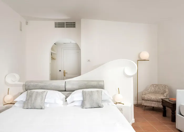 Piccolo Sant'andrea Hotel