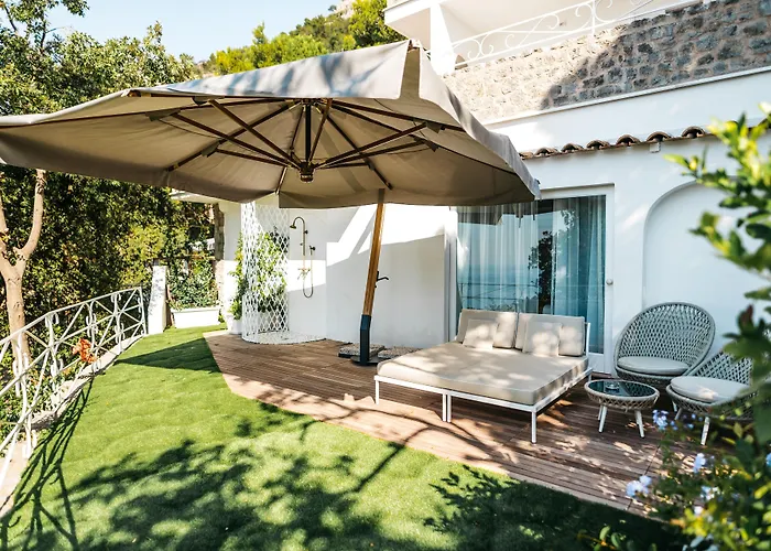 Piccolo Sant'andrea Praiano