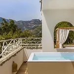 Piccolo Sant'andrea Отель Праяно