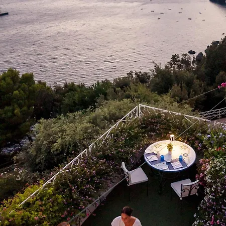 بيكولو سانت أندريا