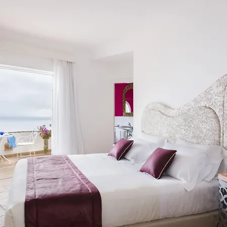 Piccolo Sant'andrea 5* プライアーノ