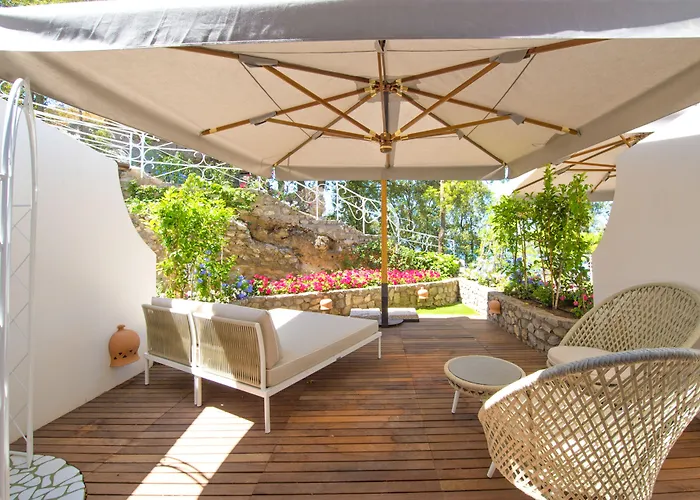 Hotel Piccolo Sant'andrea 5*